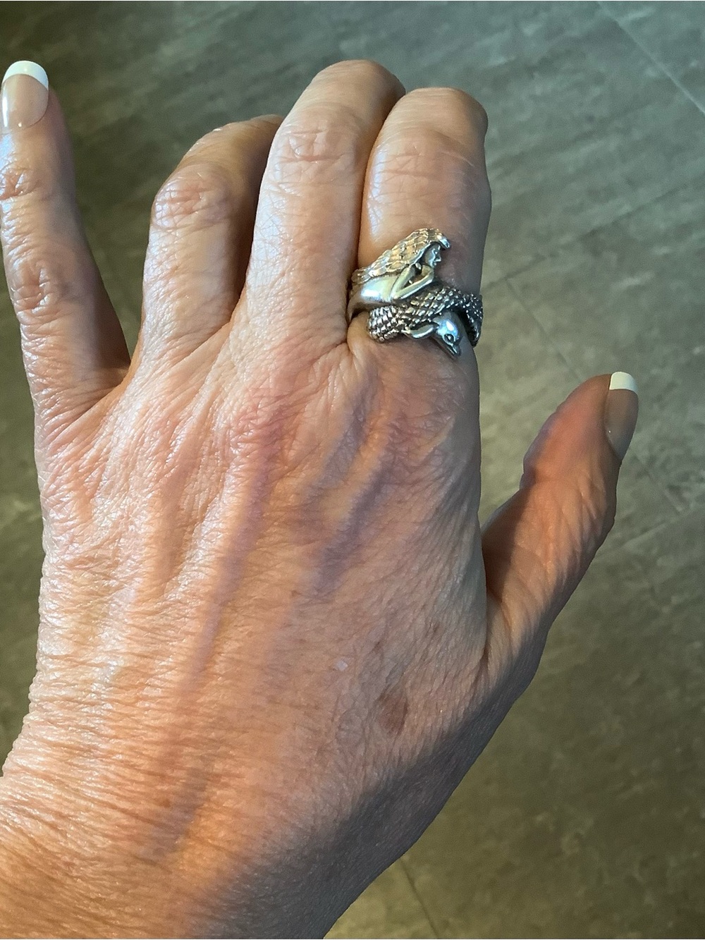 Sterling mermaide ring size 8